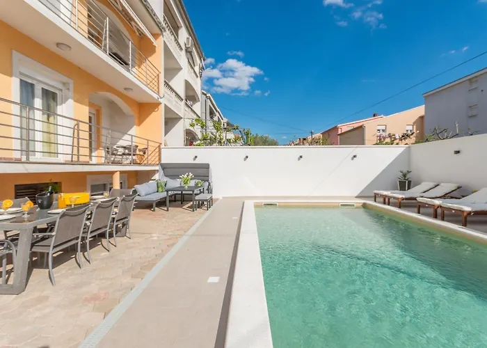 Apartamento Jakov With A Pool Zadar