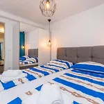 Apartman Jakov With Pool *