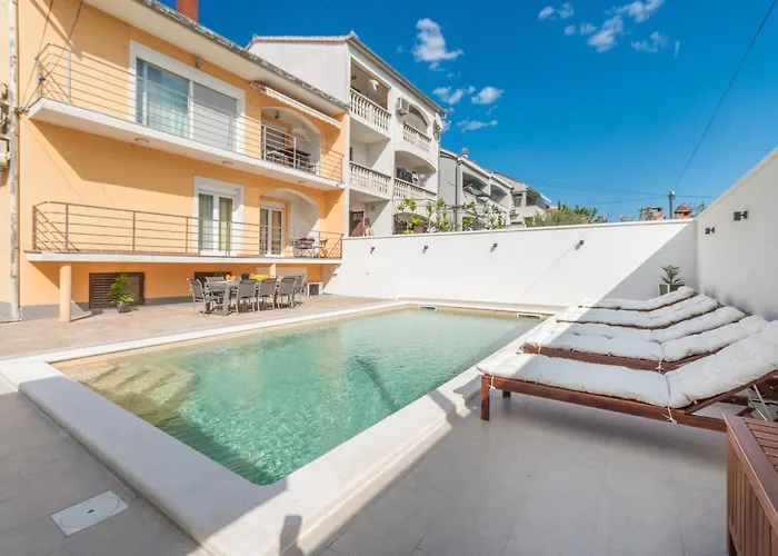 Jakov With A Pool Appartement *