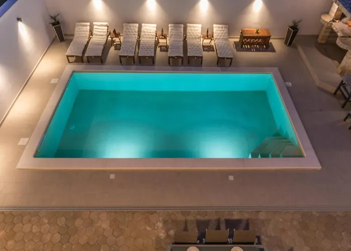 Lejlighed Jakov With A Pool